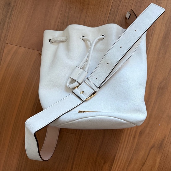 Marc by Marc Jacobs Soft White/Creme Leather Bucket Bag - Picture 1 of 11